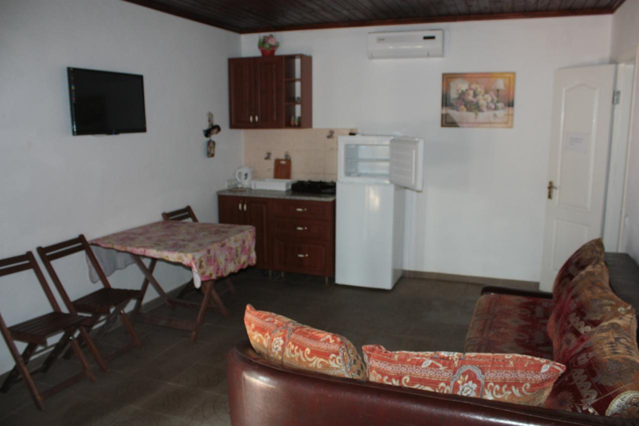 Akvitaniya Mini-Hotel Zatoka Esterno foto